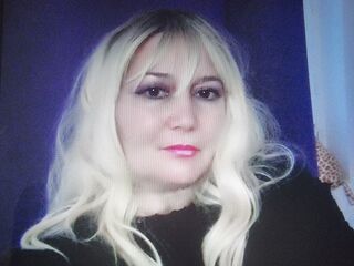 FionaAnderson's MILF live cam models Profile Image